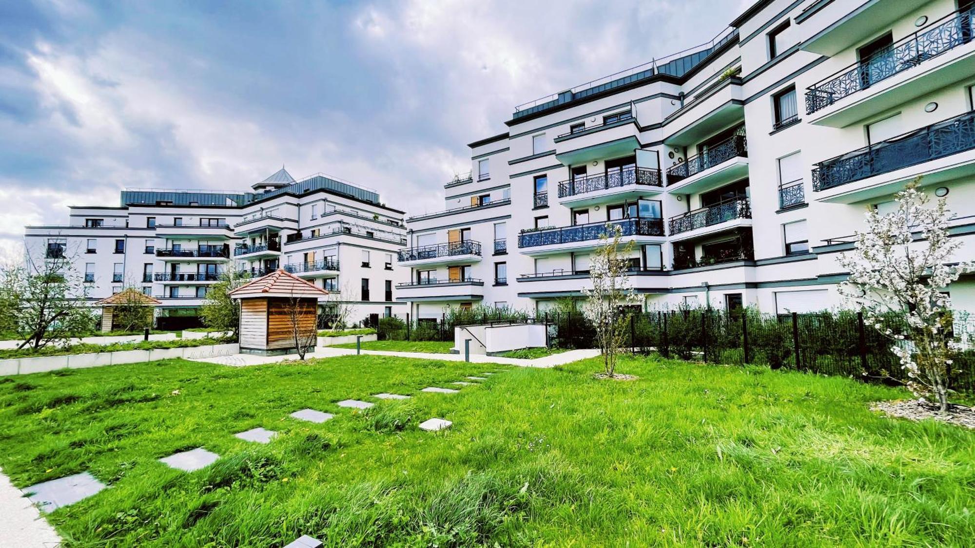 Le Lion D'Or - Parking - Netflix - Wifi - Nerf Apartment บุสซี-แซ็ง-ฌอร์ฌ ภายนอก รูปภาพ